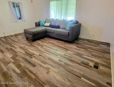 566 Marnie Circle Melbourne FL 32904