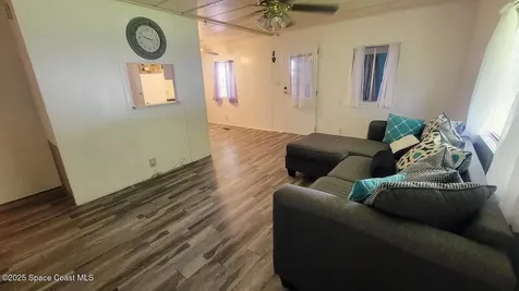 566 Marnie Circle Melbourne FL 32904
