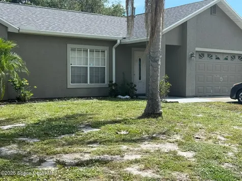 2072 Sun Valley Street Titusville FL 32780
