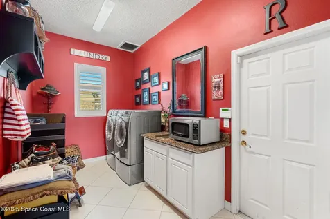 1660 Sandpiper Street Merritt Island FL 32952