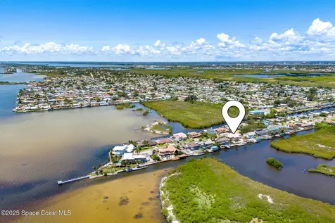 1660 Sandpiper Street Merritt Island FL 32952