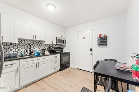 51, 55, 59 E 32nd Street Jacksonville FL 32208