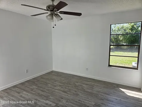 510 Brickell Street SE Palm Bay FL 32909