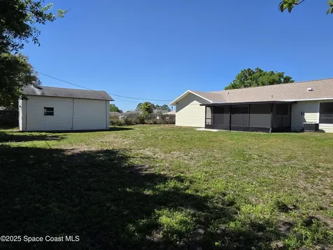 510 Brickell Street SE Palm Bay FL 32909