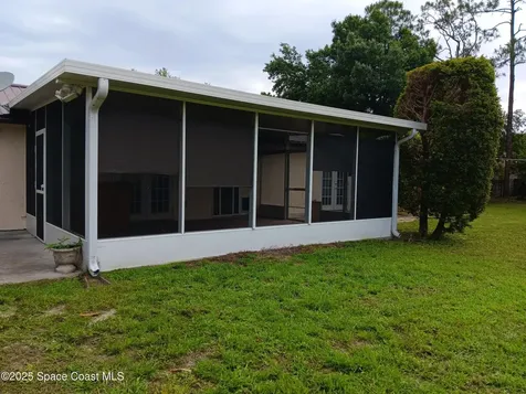 530 Escarole Street SE Palm Bay FL 32909