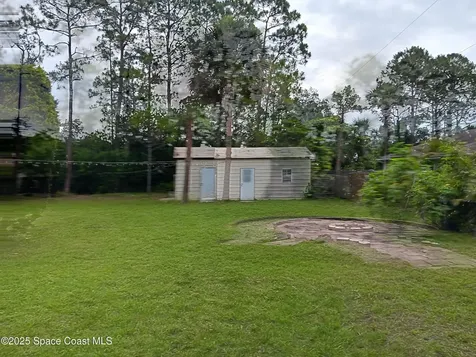 530 Escarole Street SE Palm Bay FL 32909