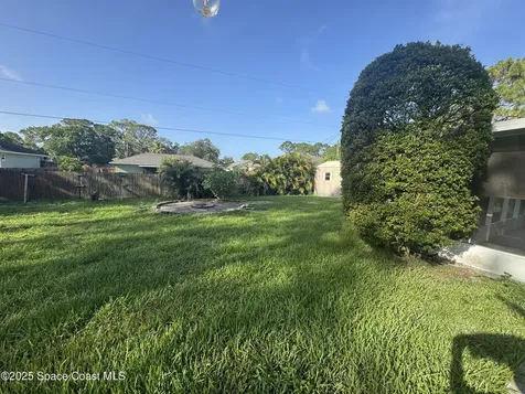530 Escarole Street SE Palm Bay FL 32909