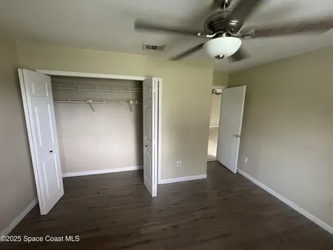 530 Escarole Street SE Palm Bay FL 32909