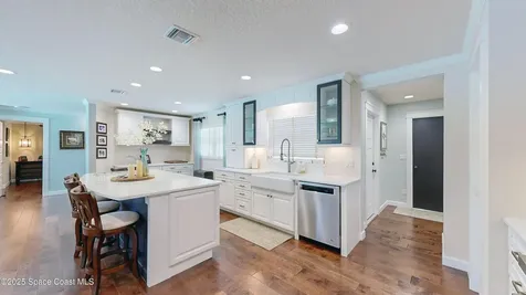211 Jamaica Drive Cocoa Beach FL 32931