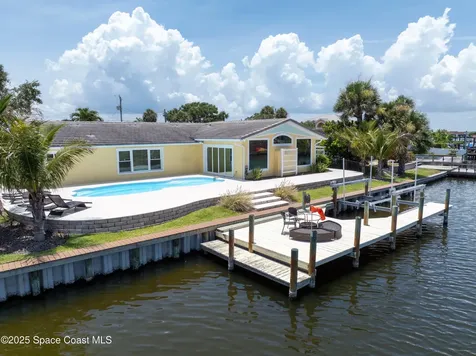 211 Jamaica Drive Cocoa Beach FL 32931