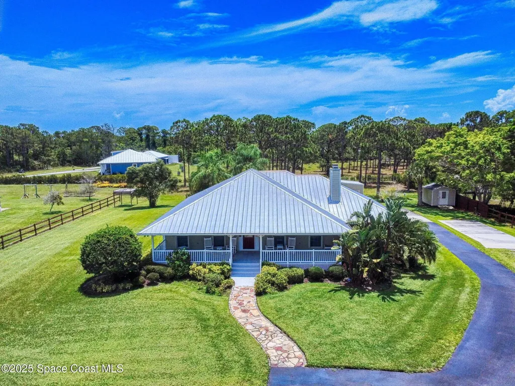 6025 Brabrook Avenue Grant FL 32949