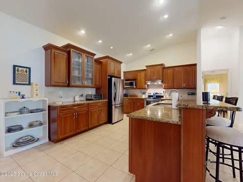 6025 Brabrook Avenue Grant FL 32949