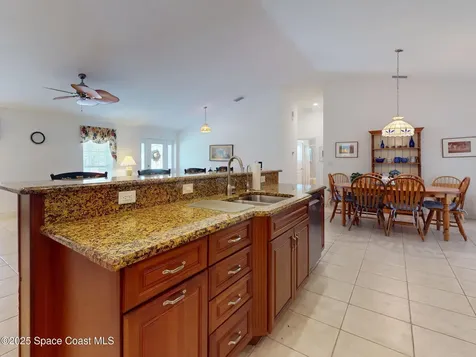 6025 Brabrook Avenue Grant FL 32949