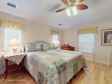 6025 Brabrook Avenue Grant FL 32949