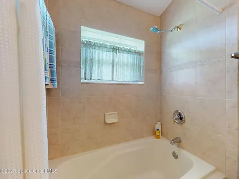 6025 Brabrook Avenue Grant FL 32949