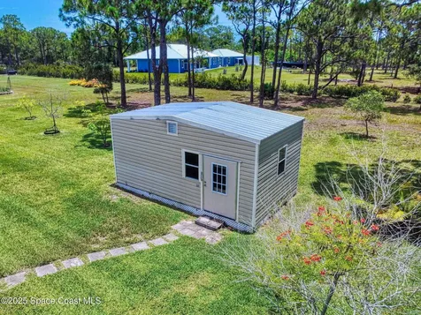 6025 Brabrook Avenue Grant FL 32949