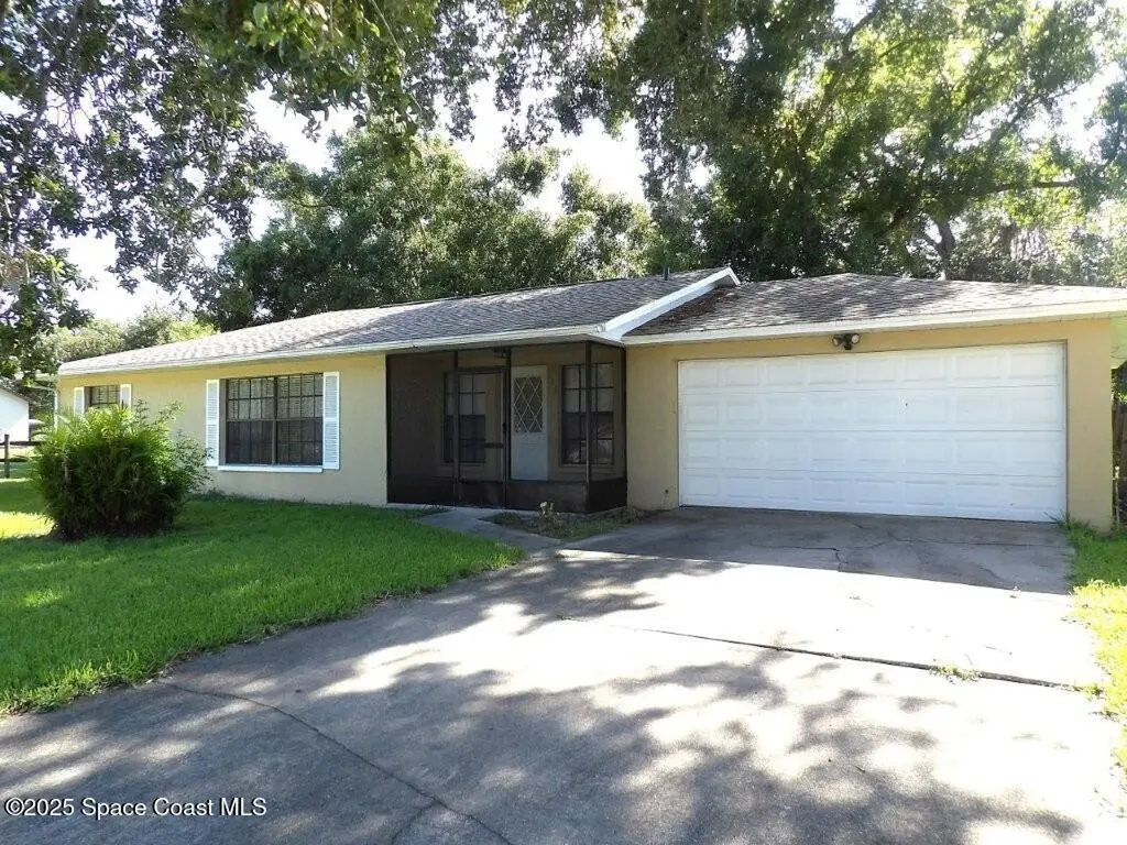 430 Nogales Avenue NE Palm Bay FL 32907
