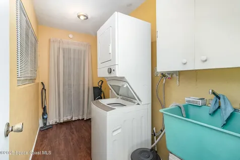 1326 44th Avenue Vero Beach FL 32966