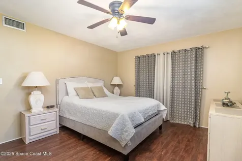 1326 44th Avenue Vero Beach FL 32966