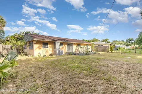 1326 44th Avenue Vero Beach FL 32966
