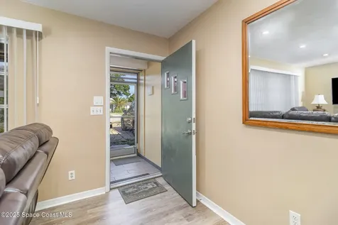 1326 44th Avenue Vero Beach FL 32966