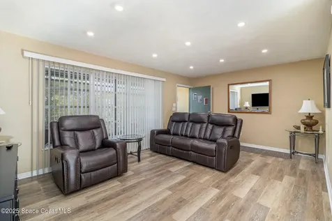 1326 44th Avenue Vero Beach FL 32966