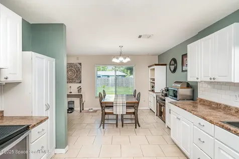 1082 Apricot Avenue SE Palm Bay FL 32909