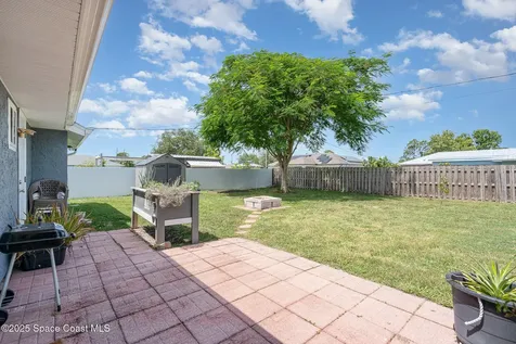 1082 Apricot Avenue SE Palm Bay FL 32909