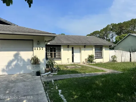 1137 Hill Avenue NW Palm Bay FL 32907
