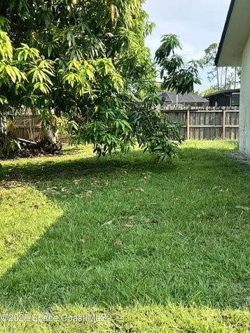 1137 Hill Avenue NW Palm Bay FL 32907