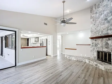 3090 Rio Pino S Indialantic FL 32903