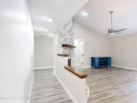 3090 Rio Pino S Indialantic FL 32903