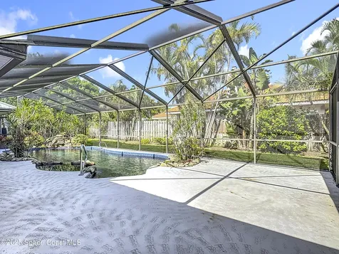 3090 Rio Pino S Indialantic FL 32903