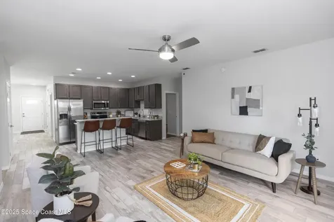 2305 Ascot Avenue Orlando FL 32833
