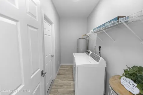 2305 Ascot Avenue Orlando FL 32833