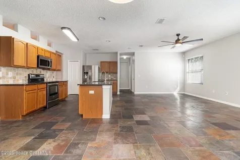 2831 Village Pine Terrace Orlando FL 32833