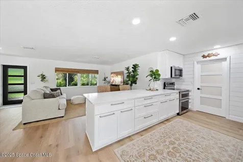 212 Ormond Drive Indialantic FL 32903