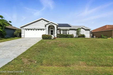 1472 Ashboro Circle SE Palm Bay FL 32909