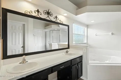 1472 Ashboro Circle SE Palm Bay FL 32909