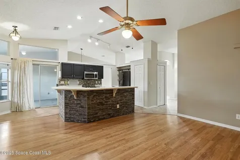 1472 Ashboro Circle SE Palm Bay FL 32909