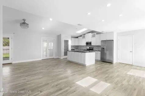 120 Cascade Avenue SE Palm Bay FL 32909