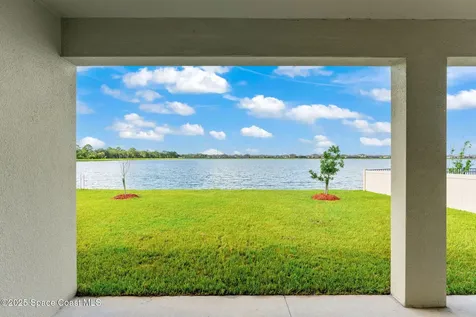 2224 Farmhouse Road SE Palm Bay FL 32909