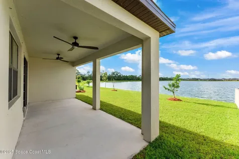 2224 Farmhouse Road SE Palm Bay FL 32909