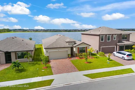 2224 Farmhouse Road SE Palm Bay FL 32909