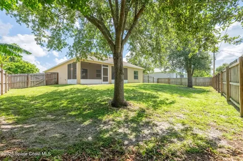 570 Cardinal Street SE Palm Bay FL 32909