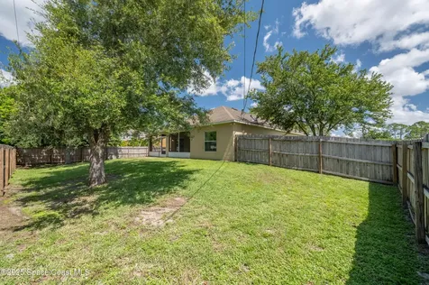 570 Cardinal Street SE Palm Bay FL 32909