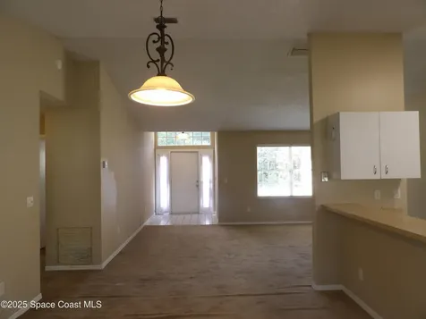 452 Warrington Road SW Palm Bay FL 32908