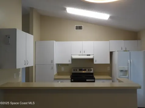 452 Warrington Road SW Palm Bay FL 32908