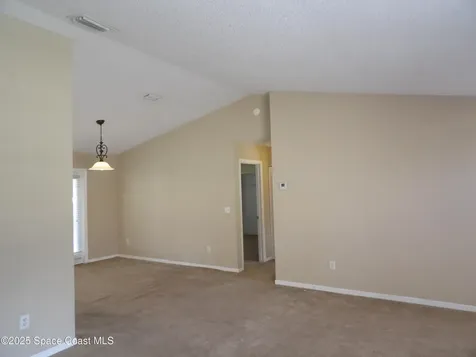 452 Warrington Road SW Palm Bay FL 32908