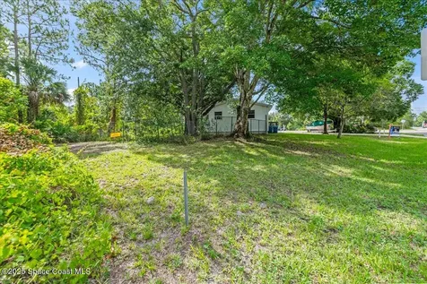 501 Santo Domingo Avenue SW Palm Bay FL 32908